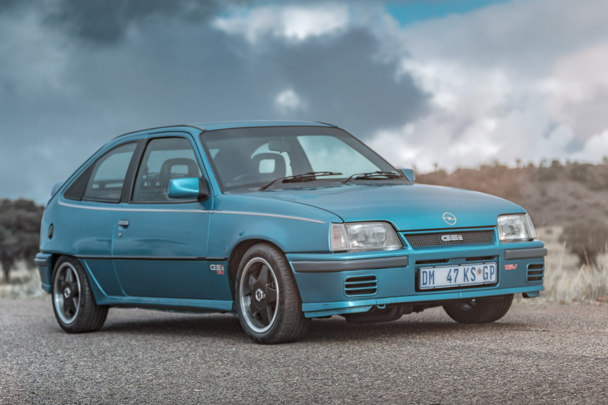 Опель кадет. Opel Kadett GSI 