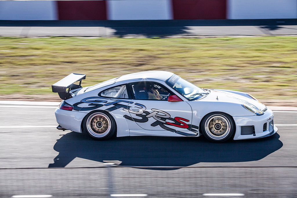 porsche 996 gt3 endurance racer