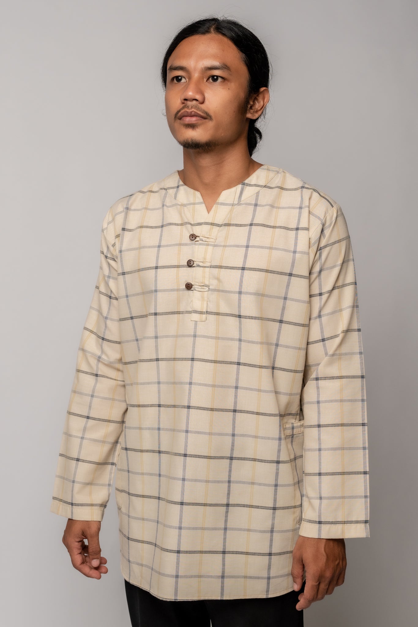 Checked 3 button Kurta – THAWB