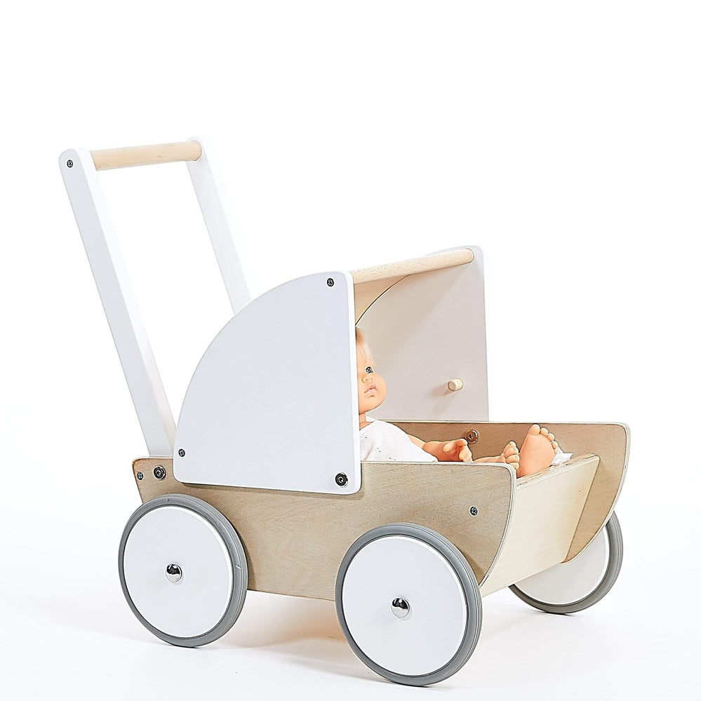 old fashioned dolls pram