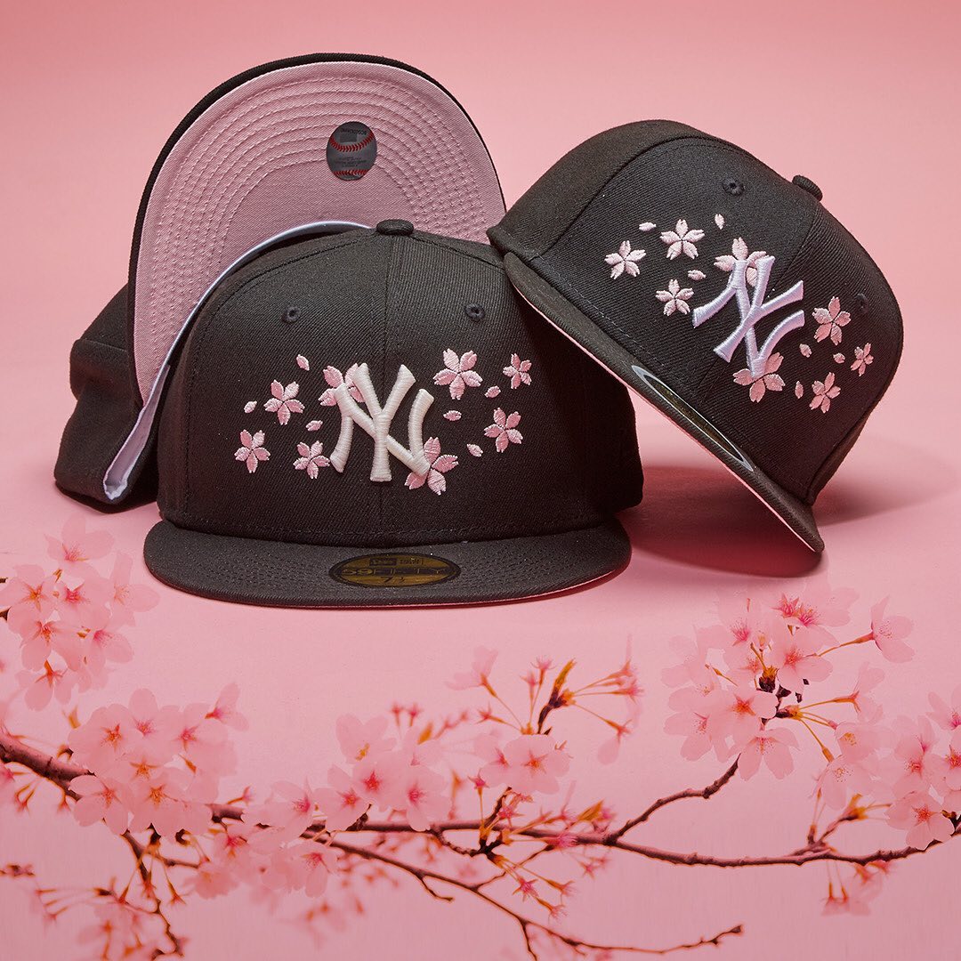 New York Yankees Cherry Blossom Fitted Hat