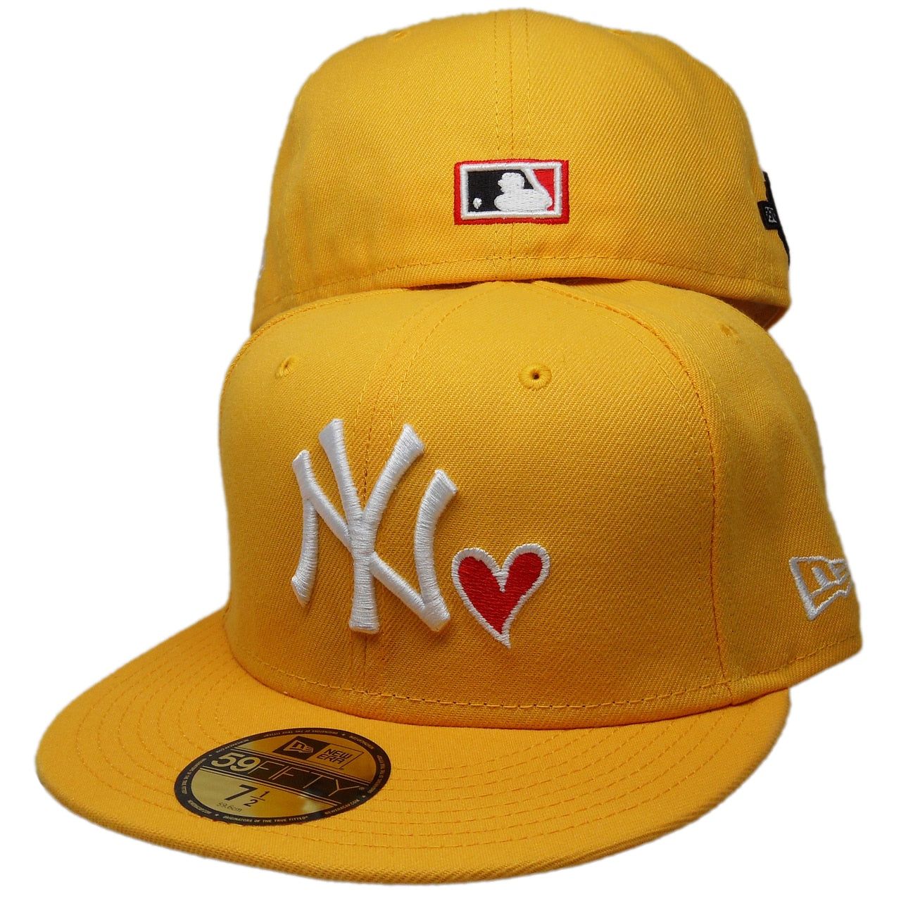 New York Yankees Fitted With Heart