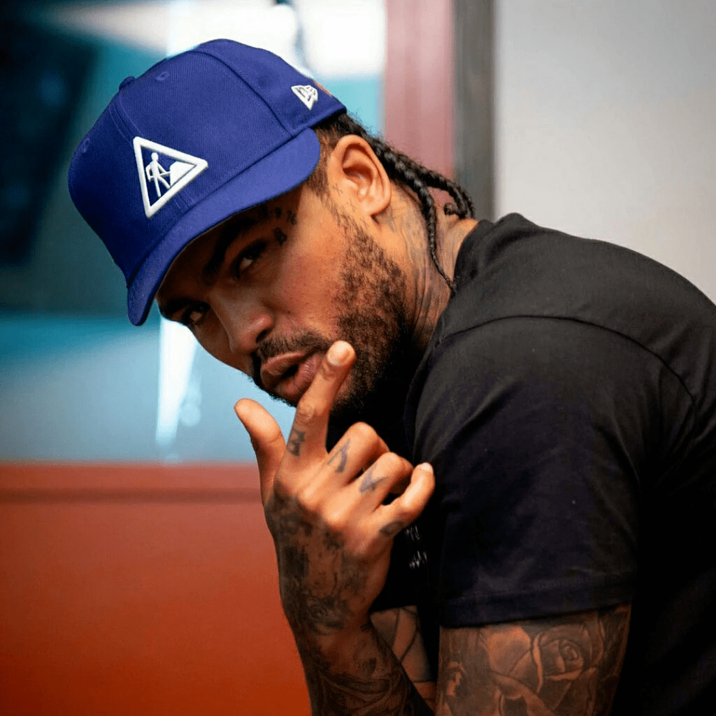dave east fitted hat