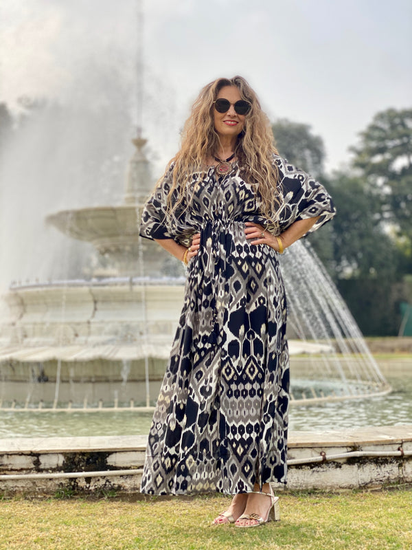 Elegante Vita Italian Silk Maxi Kaftan Dress