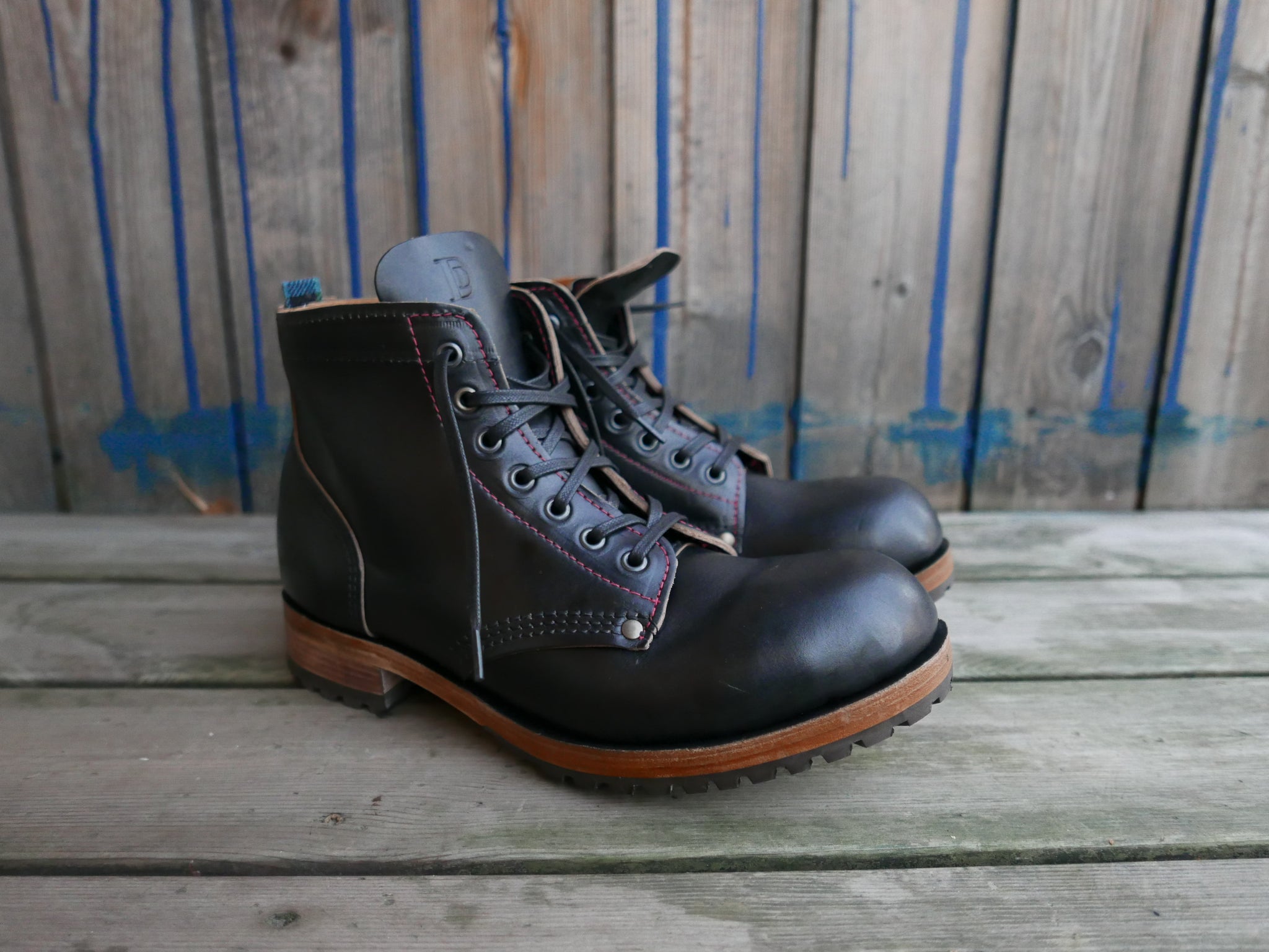 black chromexcel boots