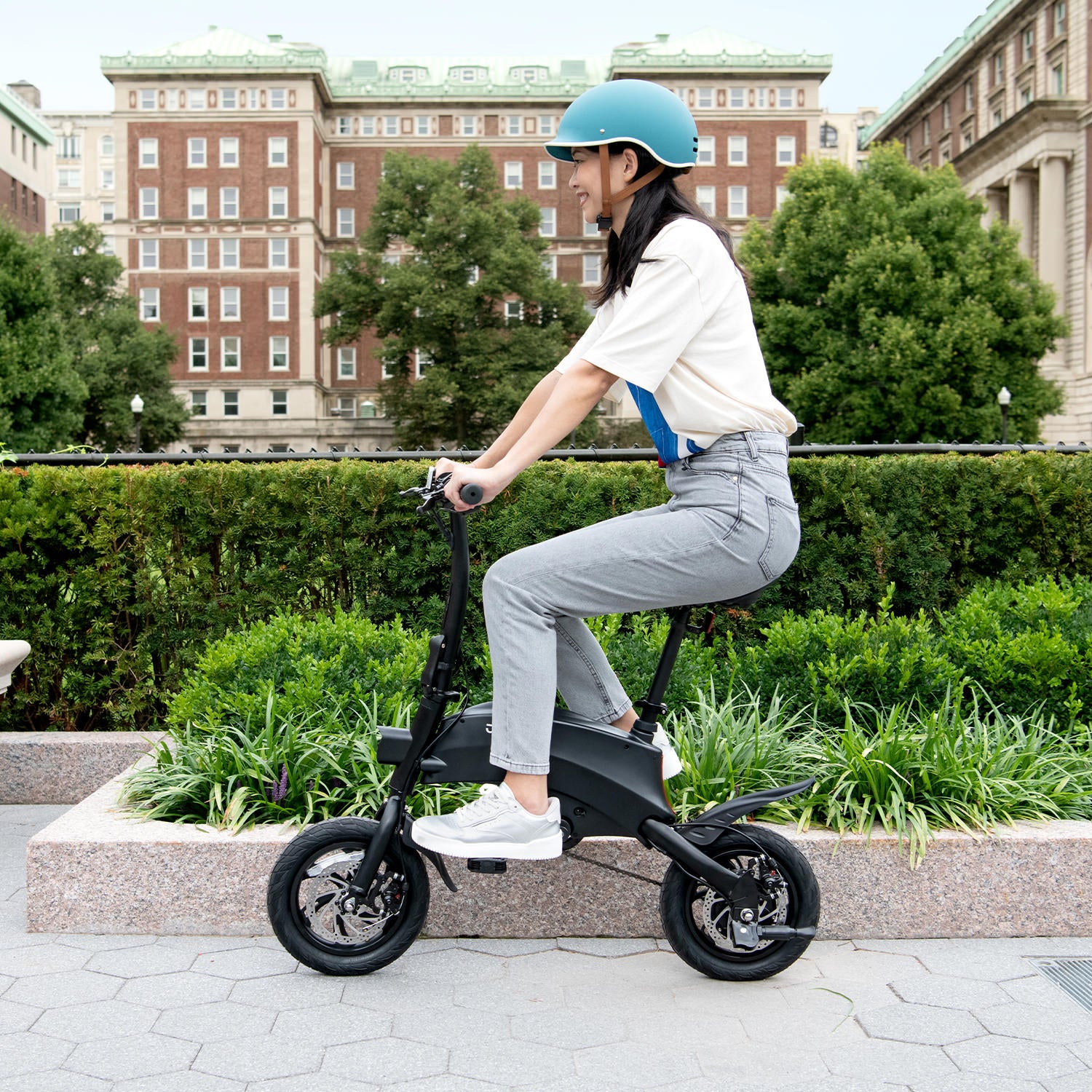 Jetson Axle 12 Electric Bike