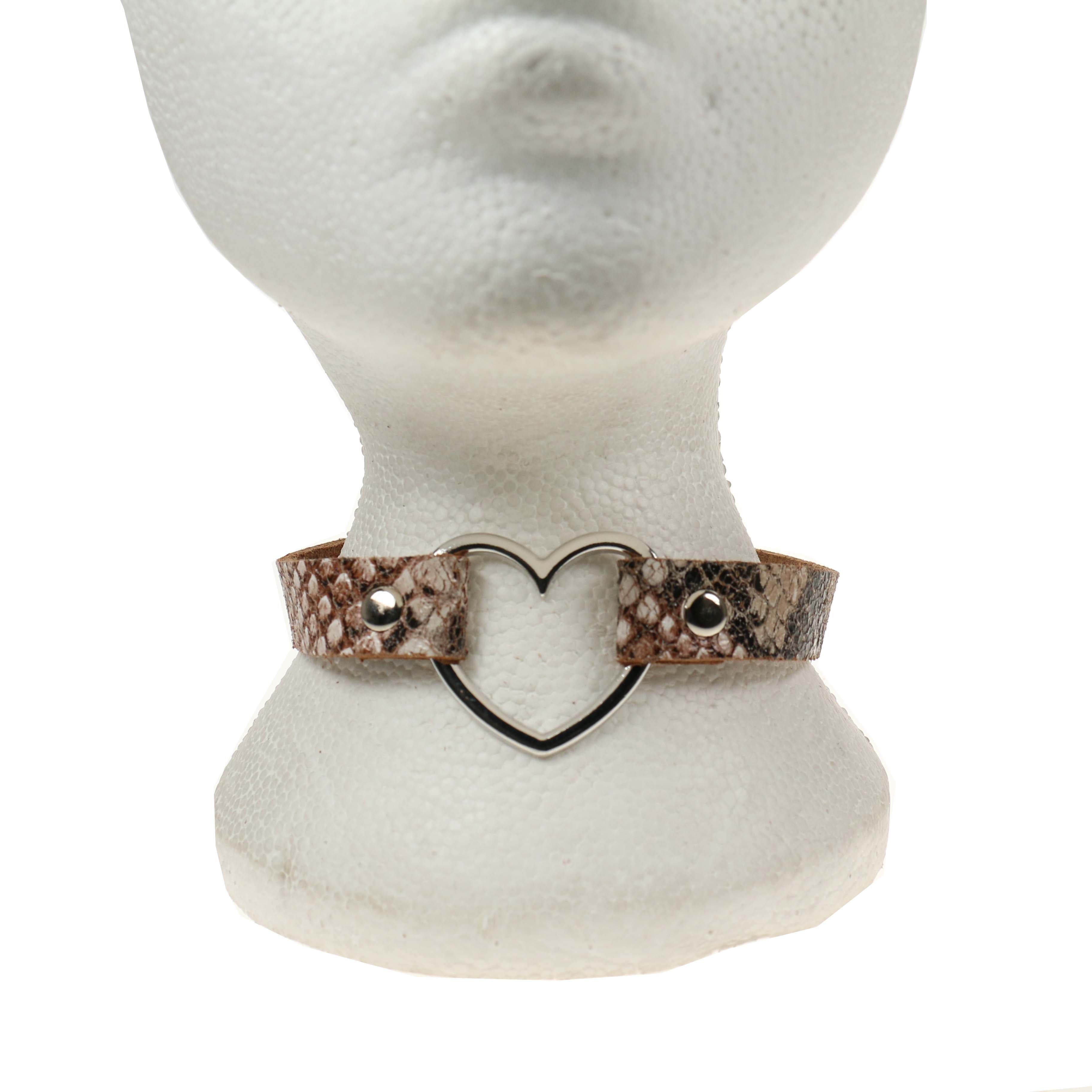 Aubrey Heart Choker