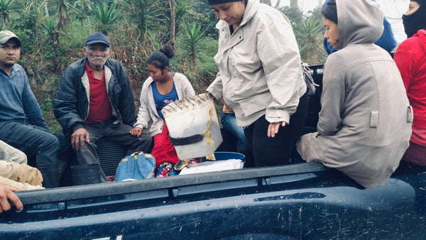 Group-of-coffee-farmers-in-Honduras