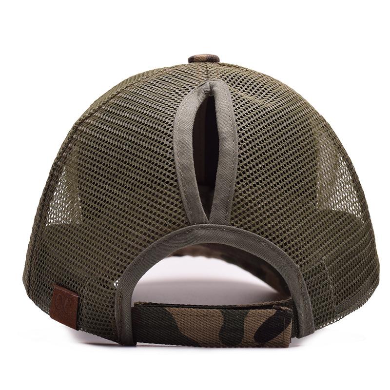 Casquette femme CAMOUFLAGE avec ouverture pour chignon et queue de cheval