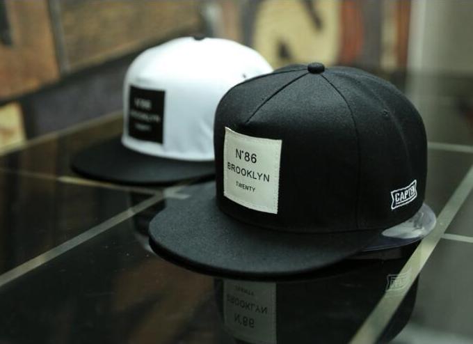 Casquette BROOKLYN sport et chic pour homme et femme