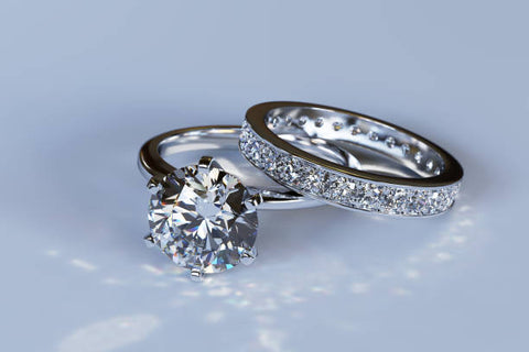 How to Pick an Engagement Ring - A Complete Guide