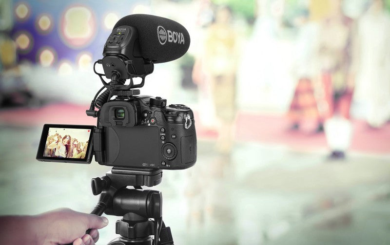 BOYA On-Camera Shotgun Microphone application filming YouTube video sound recording professional outdoor filming