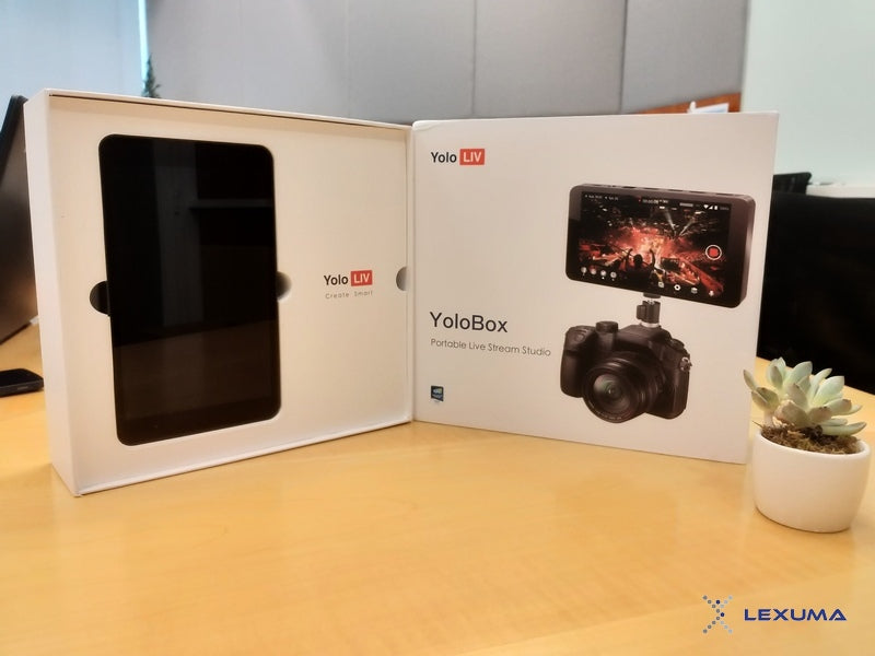 GadgetiCloud YoloLiv YoloBox Unboxing Product Review with simple setup overview black in color