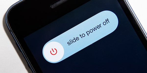 Save Your Drown Smartphones - GadgetiCloud blog power off your mobile