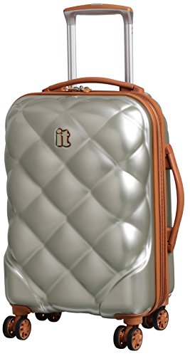 it luggage 21.5