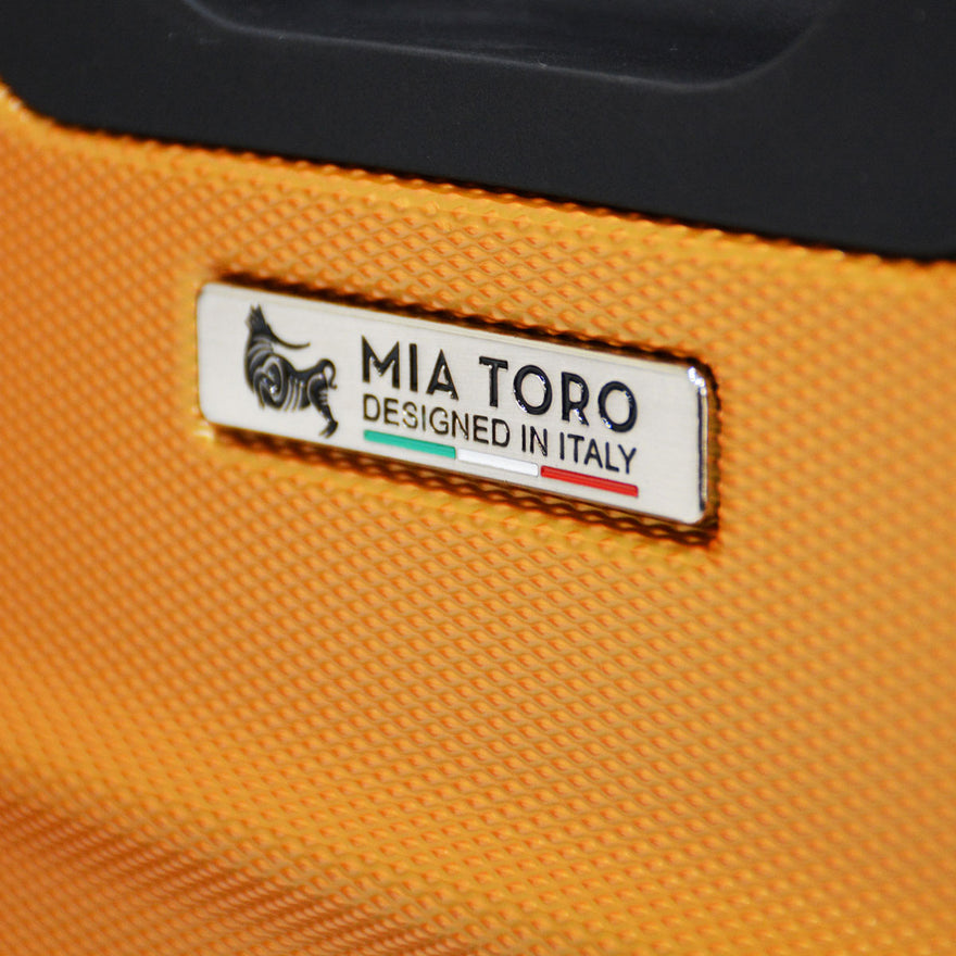 Mia Toro Moderno Hardside 24in Spinner