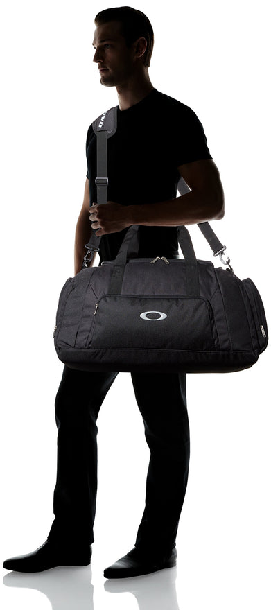 oakley gym to street duffel