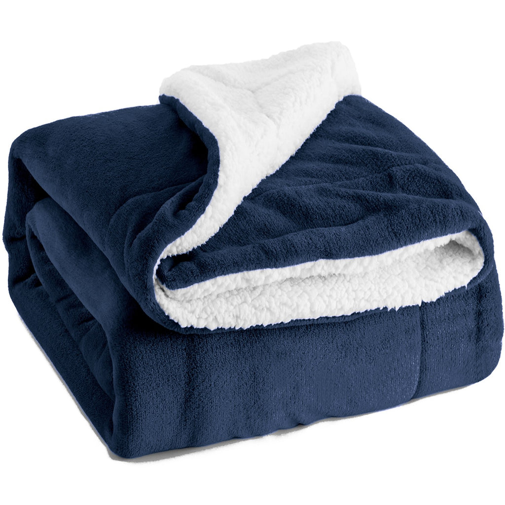 Shop Bedsure Sherpa Fleece Blanket Throw Size Luggage Factory