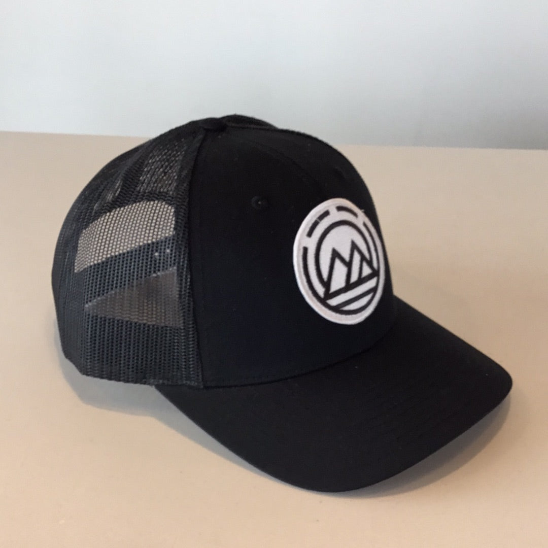 Mago logo SnapBack hat black