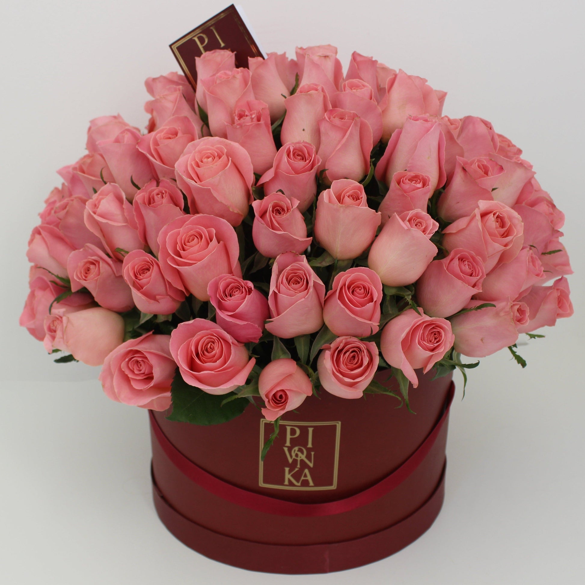 100 ROSES ROUND BOX – Pivonka Flores