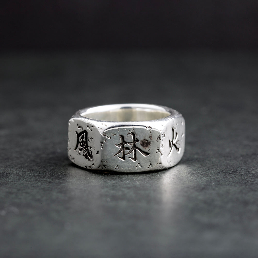 Long Oval Black Onyx Gemstone Ring, Bohemian Style Black Stone Ring, A –  Its Ambra