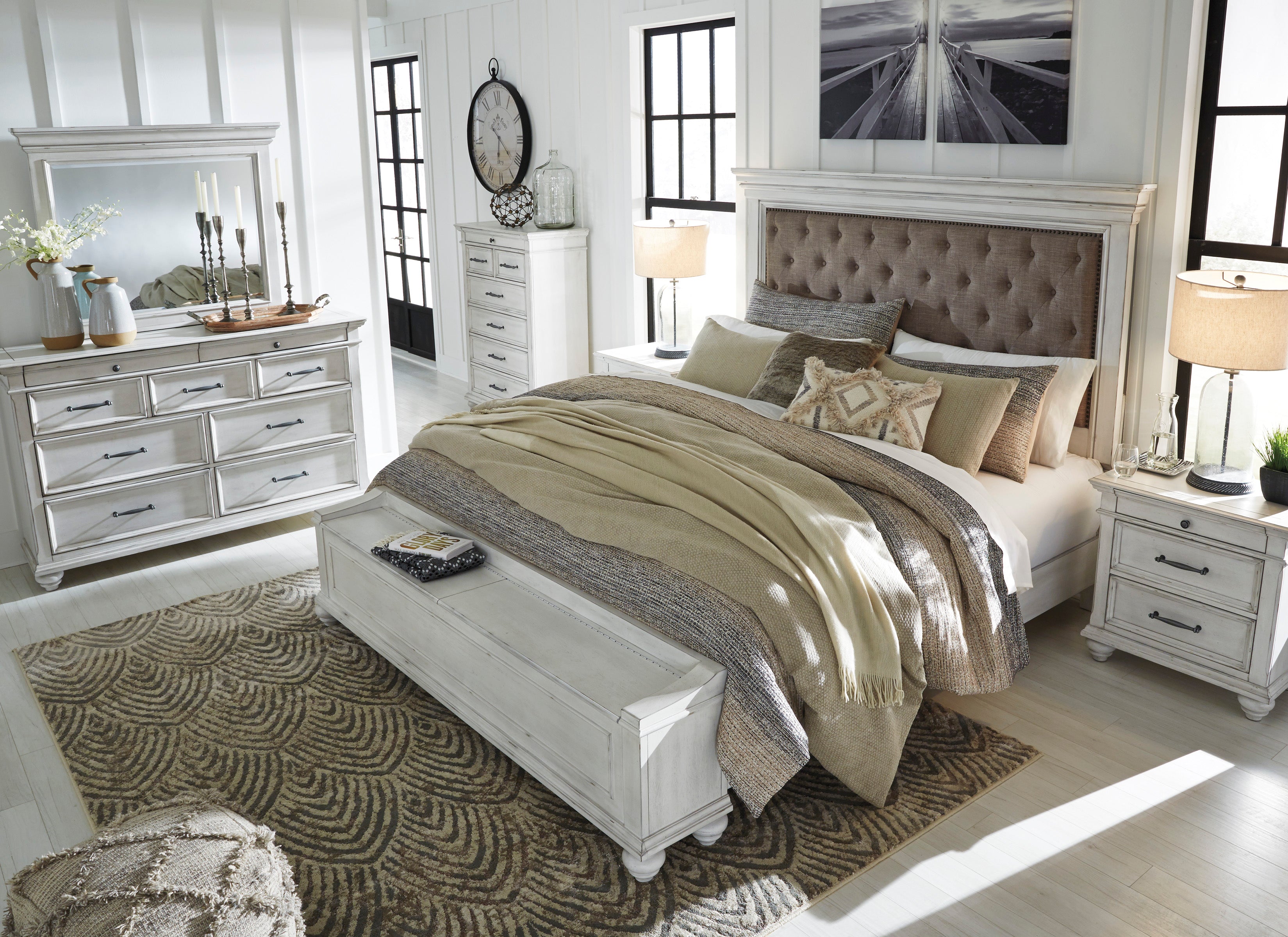 Special Kanwyn Whitewash Upholstered Storage Bedroom Set