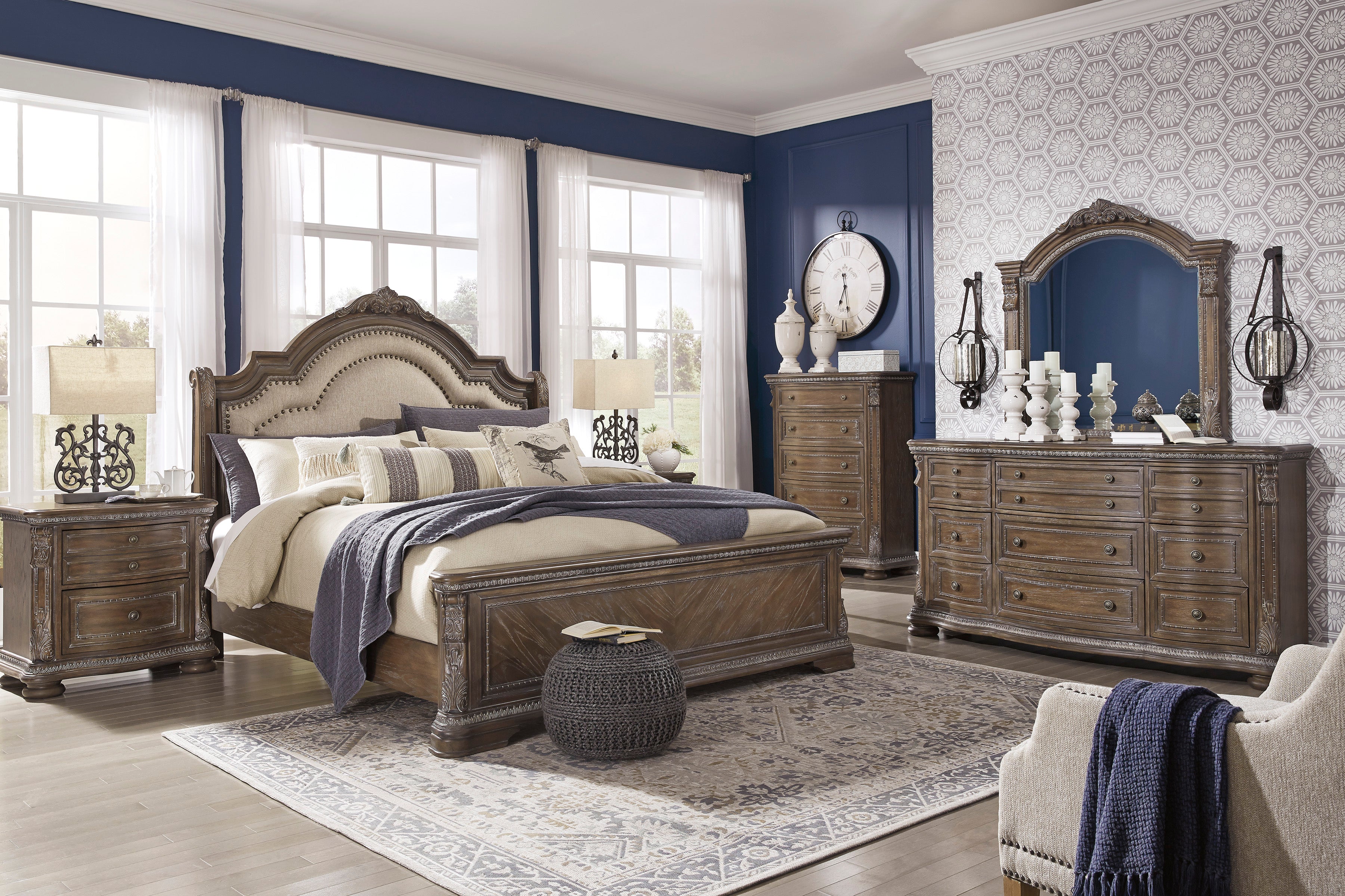 Special Charmond Brown Sleigh Bedroom Set B803 Luna