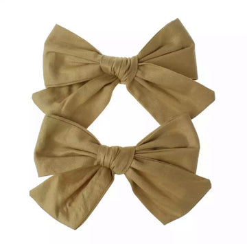 Hair Bow Clip Set in Goldie