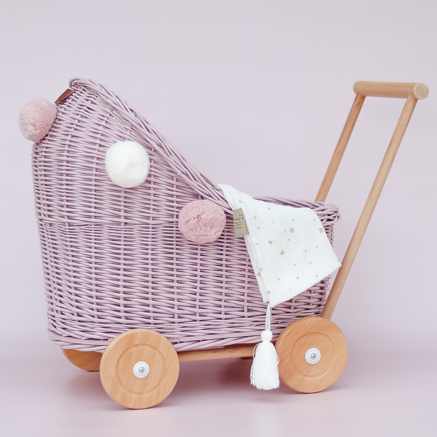 lilu wicker pram