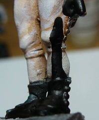 Painting disaster on a 40mm AWI British Miniature