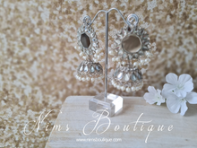 Shruti Maharani Silver Mirror Chumke (medium)