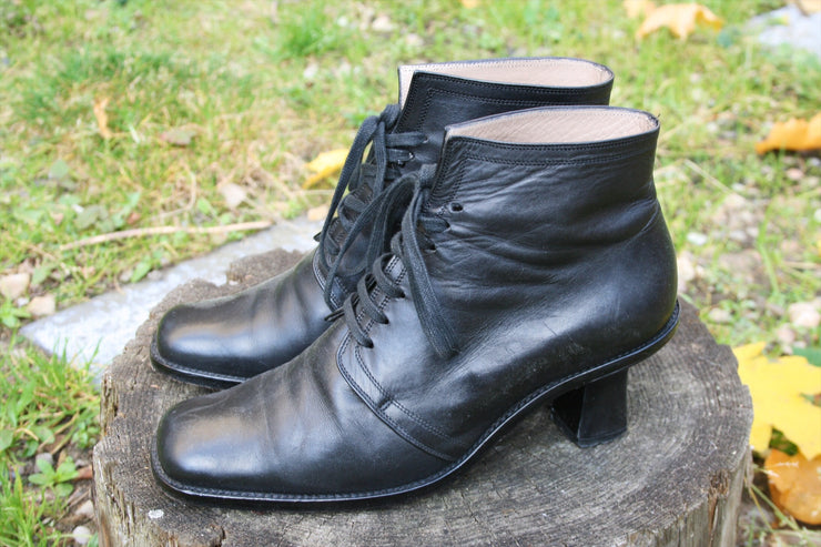 victorian heel boots