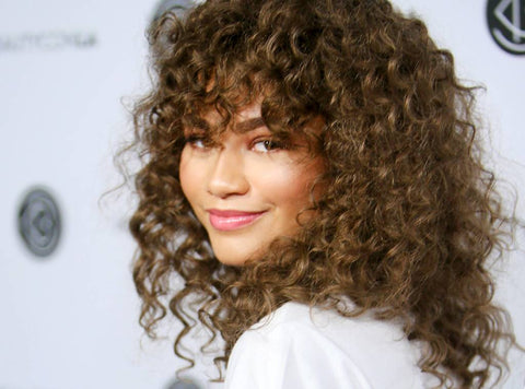 Actress and singer Zendaya has 3A curls that are loose and tend to be frizzy