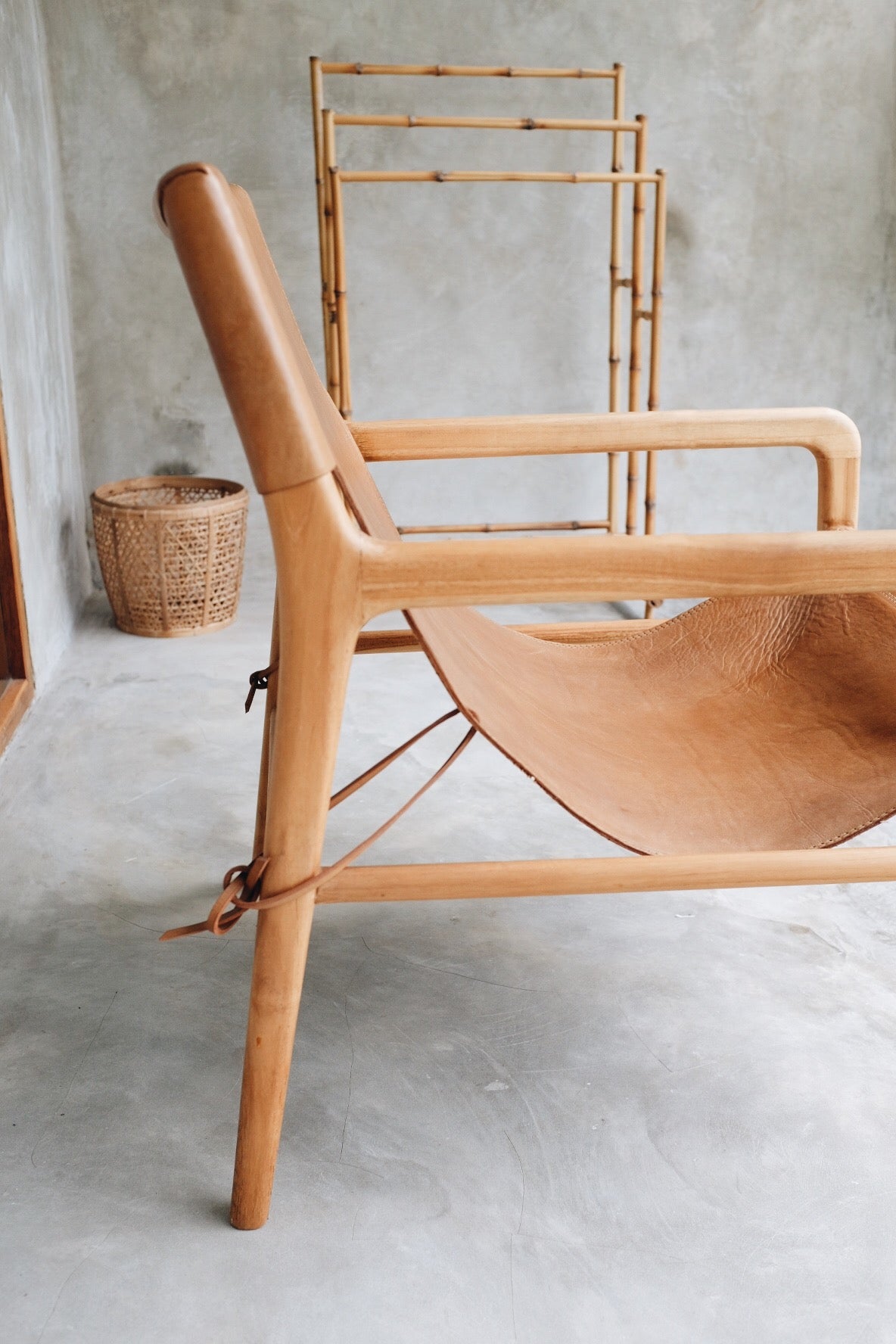 leather sling chair  tan – soié