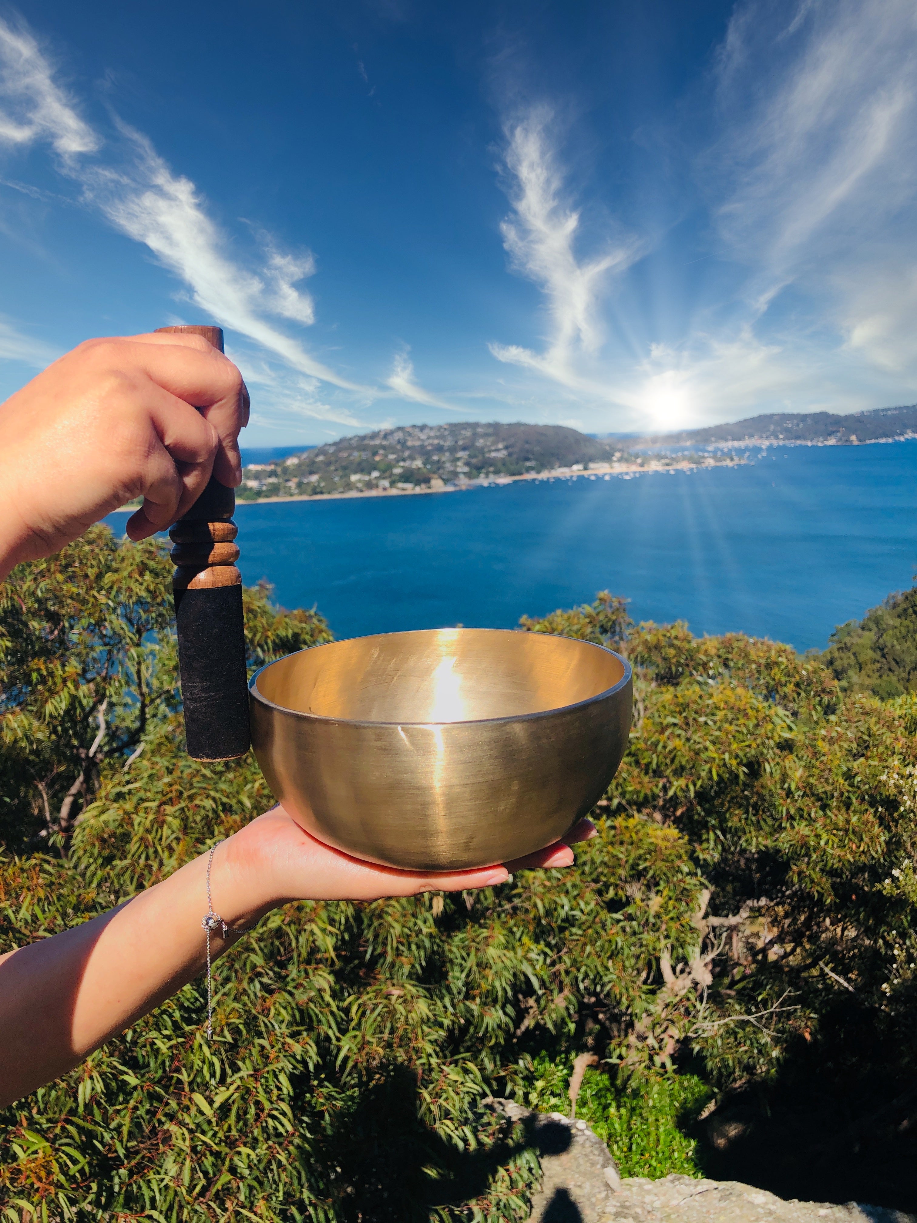 Singing Bowl Technique of playing