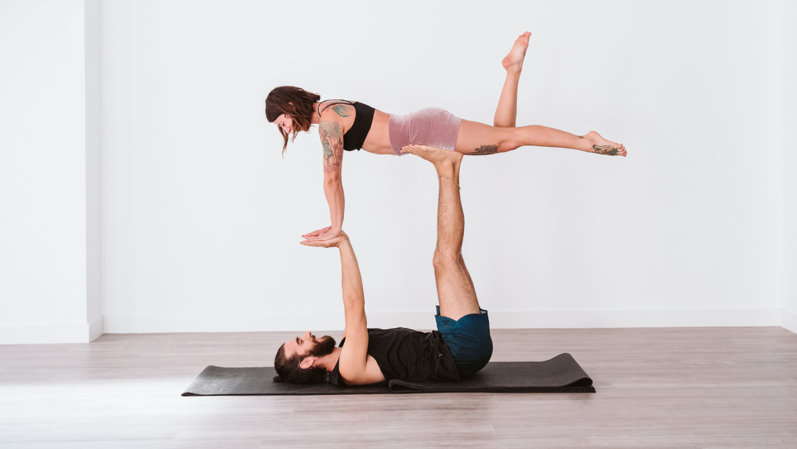 Acro Yoga