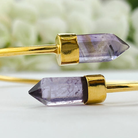 Amethyst Raw Stone Bracelet | Purple Quartz Crystal | Amethyst Properties | Amethyst Benefits | quartz crystal meaning | different types of quartz gemstones 