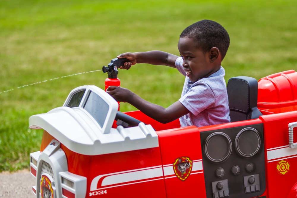 kid trax paw patrol fire truck