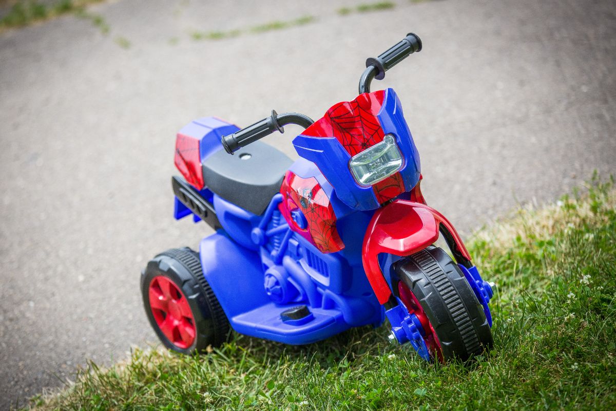 kid trax spiderman motorcycle