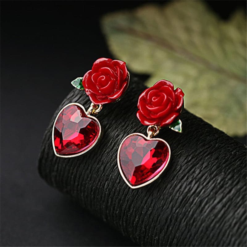  Feiner Schmuck Großhandel Rotes Herz Anhänger Rose Ohrstecker weibliche Mode-Accessoires Kristalle Ohrstecker Brautschmuck 