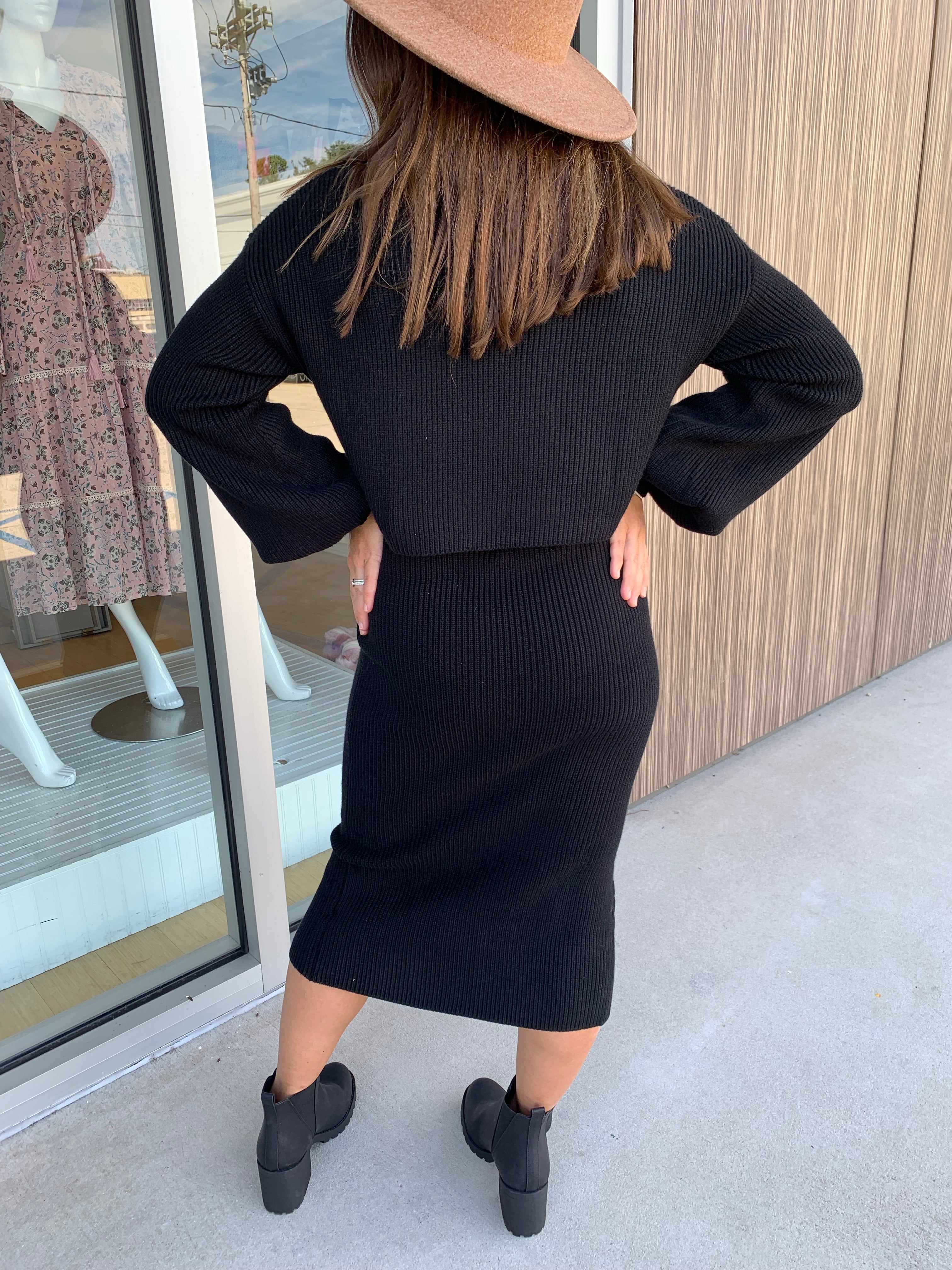 Black Knit Pencil Skirt