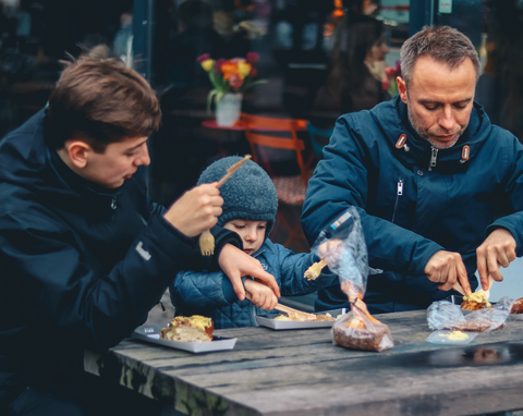 ordering at a restaurant with toddlers