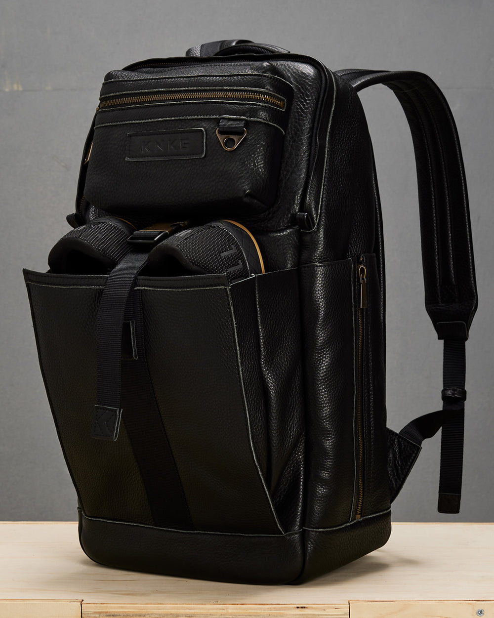 HERITAGE LEATHER BACKPACK