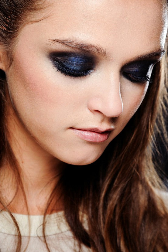 The Navy Smokey Eye