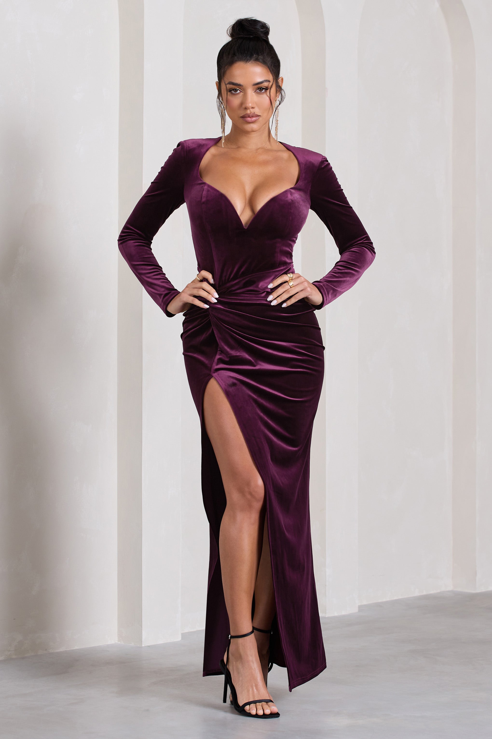 Vin Chaud | Dark Purple Velvet Long-Sleeved Split Maxi Dress