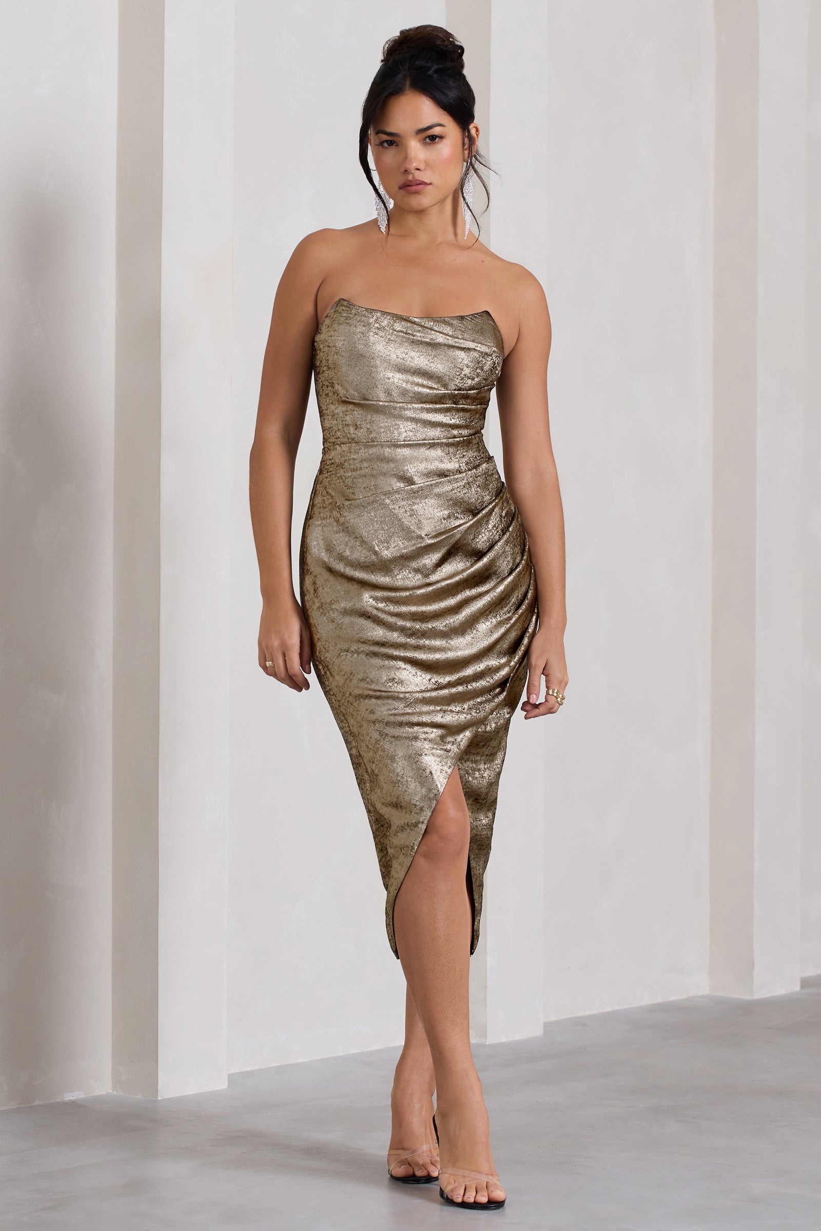Hilton Gold Metallic Strappy Cowl-Neck Maxi Dress – Club L London - UK