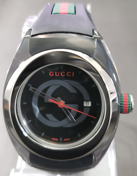 gucci unisex black swiss sync striped rubber strap watch