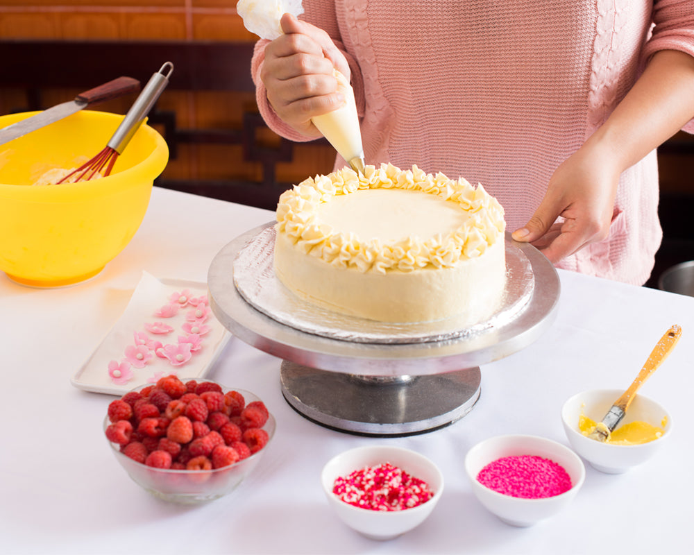 Cake decorating supplies – The Essential Ingredient