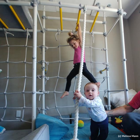 https://brainrichkids.com/collections/indoor-home-gyms