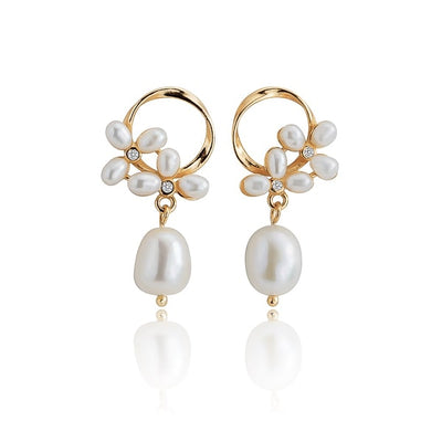 Gold circle pearl drop studs